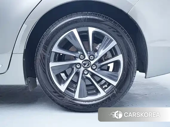 Lexus CT 2018 Silver/gray из Китая, фото 2