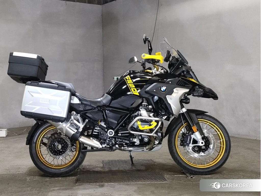 Проданный BMW R1250GS 2021 из Японии, фото 2