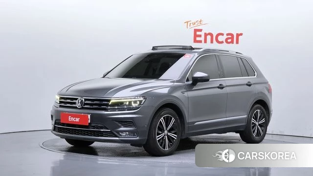 Volkswagen Tiguan second Generation 2020 Серый из Кореи