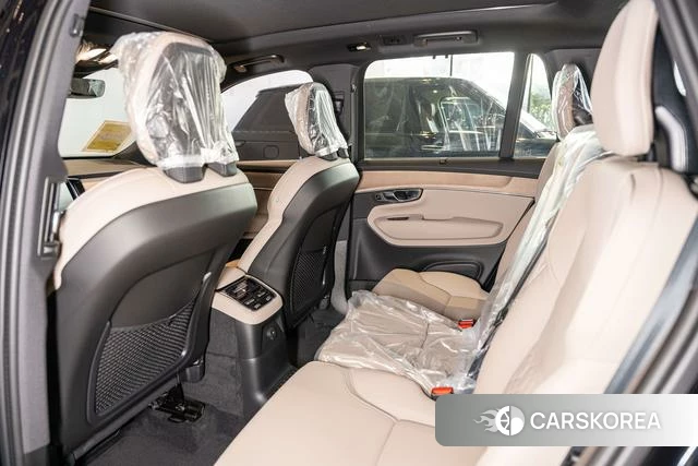 Volvo XC90 PHEV 2026 Черный из Китая