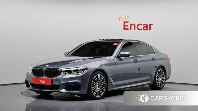 BMW 5 Series (G30) 2019 Серебристо-серый из Кореи