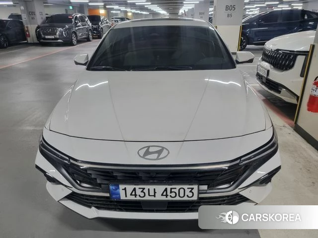 Hyundai The New Avante (CN7) 2023 Белый из Кореи