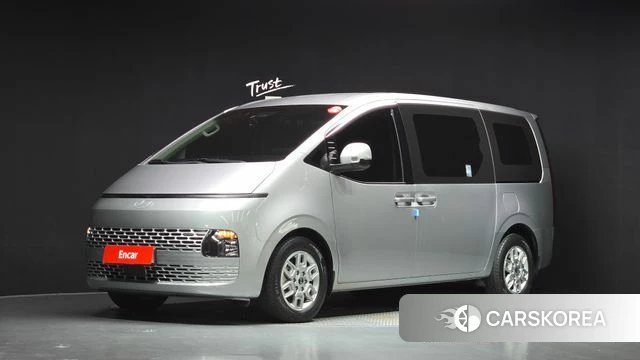 Hyundai Staria 2024 Серебристо-серый из Кореи