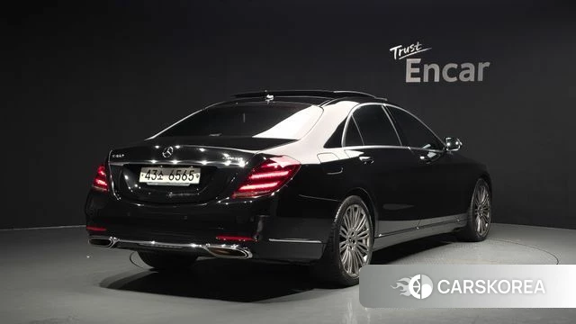 Mercedes-Benz S-Class W222 2019 Черный из Кореи