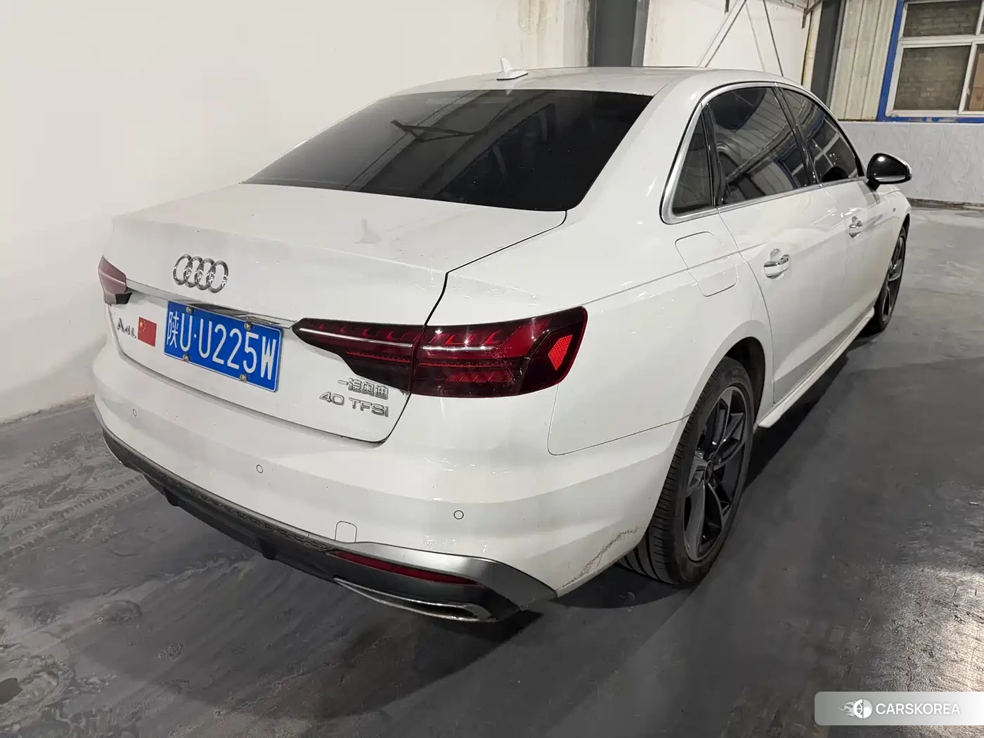 Audi A4L 2024 Белый из Китая