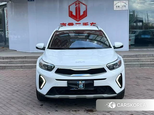 Kia Yi Ran 2021 Белый из Китая
