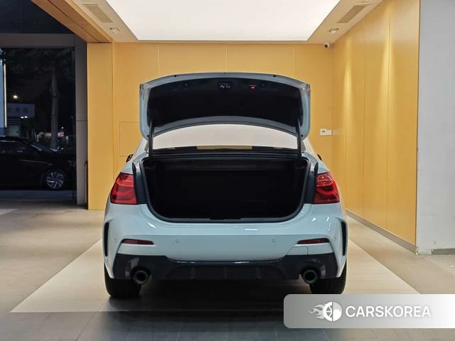 BMW 1 series 2021 Белый из Китая