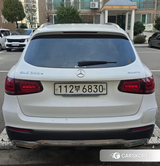 Mercedes-Benz GLC-Class X253 2021 Белый из Кореи