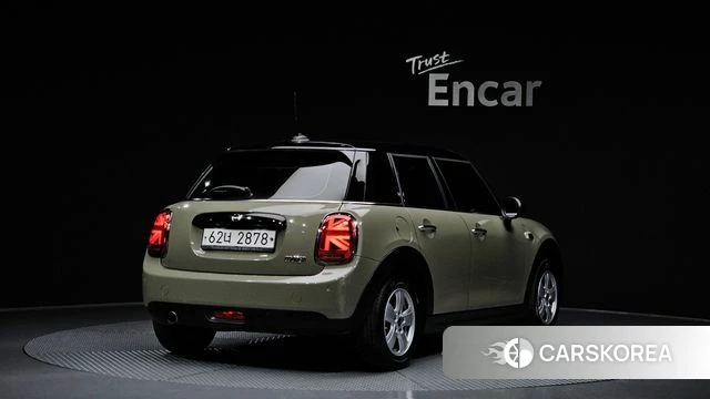 Mini Cooper 2018 Цвет тростника из Кореи