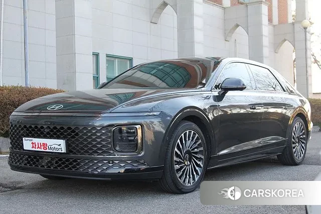 Hyundai Grandeur Hybrid (GN7) 2023 Серый из Кореи