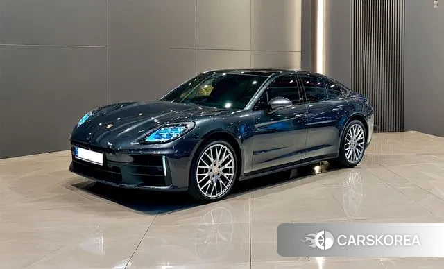 Porsche Panamera (972) 2024 Серый из Кореи