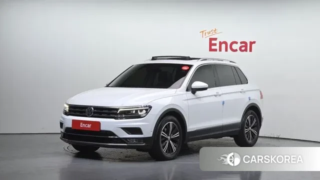Volkswagen Tiguan second Generation 2020 Белый из Кореи