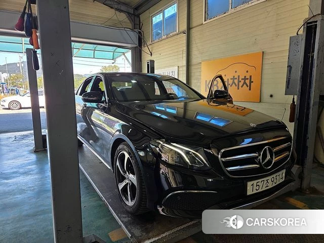 Mercedes-Benz E-Class W213 2019 Черный из Кореи