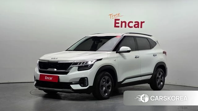 Kia Seltos 2022 Белый из Кореи