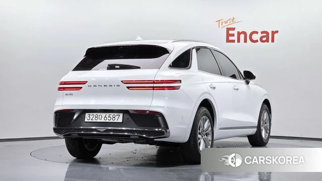 Genesis GV70 2024 Белый из Кореи