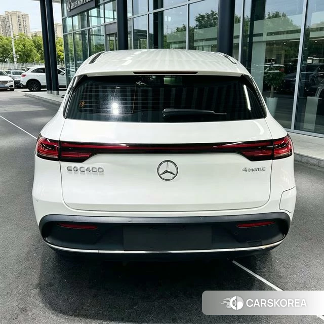 Mercedes-Benz EQC 2022 Белый из Китая
