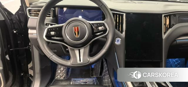 Red flag HS7 PHEV 2024 Черный из Китая