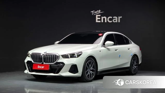 BMW 5 Series (G60) 2024 Белый из Кореи