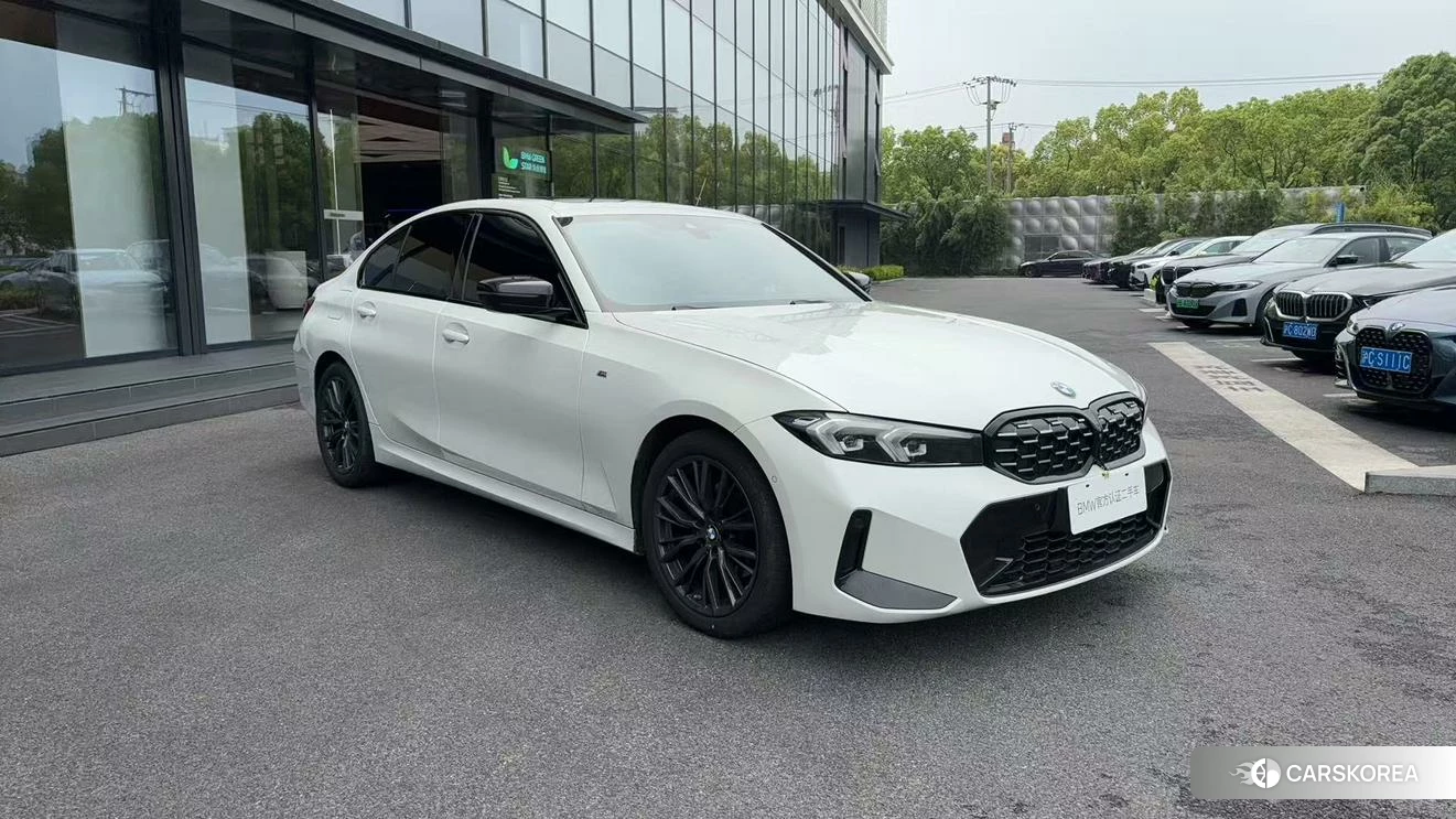 BMW 3 series 2022 Белый из Китая