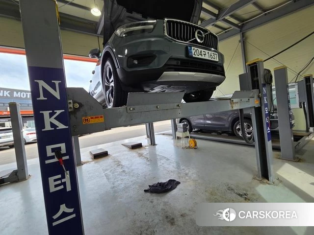 Volvo XC40 2022 Белый из Кореи