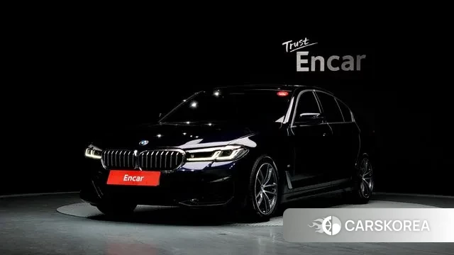 BMW 5 Series (G30) 2022 Черный из Кореи