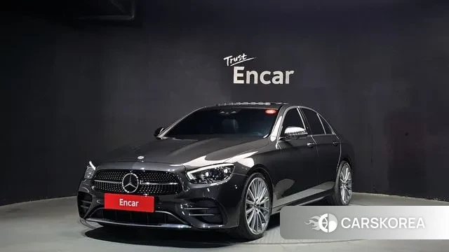 Mercedes-Benz E-Class W213 2022 Серый из Кореи