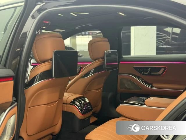 Mercedes-Benz S-class 2021 Черный из Китая