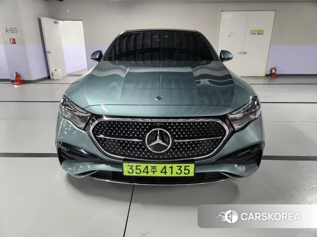 Mercedes-Benz E-Class W214 2024 Синий нефрит из Кореи