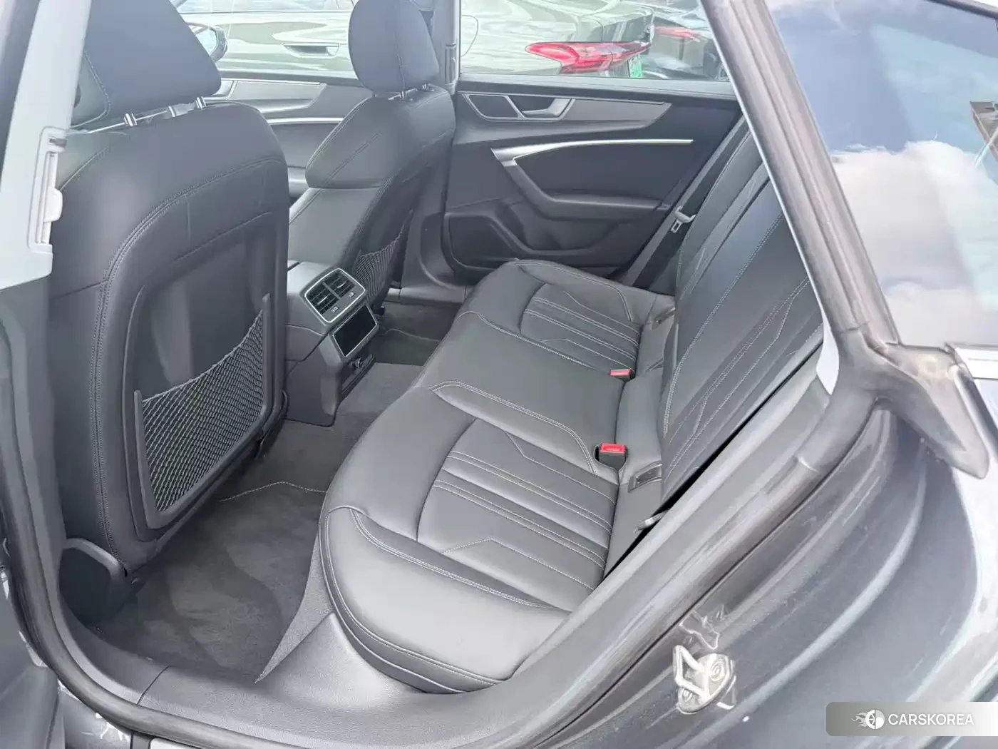 Audi A7 2025 Silver/gray из Китая