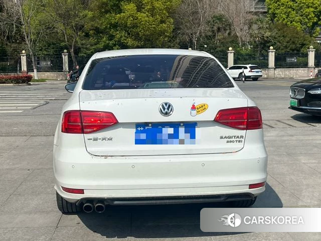 Volkswagen Sagitar 2018 Белый из Китая