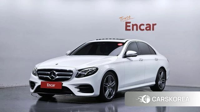 Mercedes-Benz E-Class W213 2019 Белый из Кореи