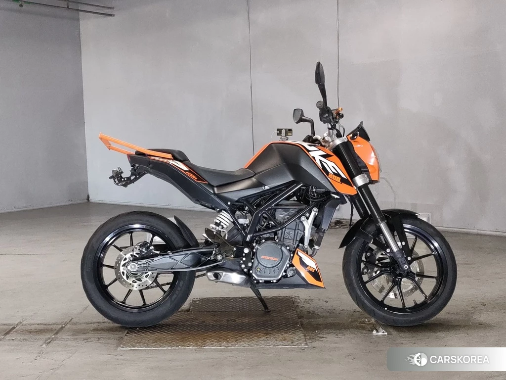 Проданный KTM 200 DUKE 2014 из Японии, фото 2