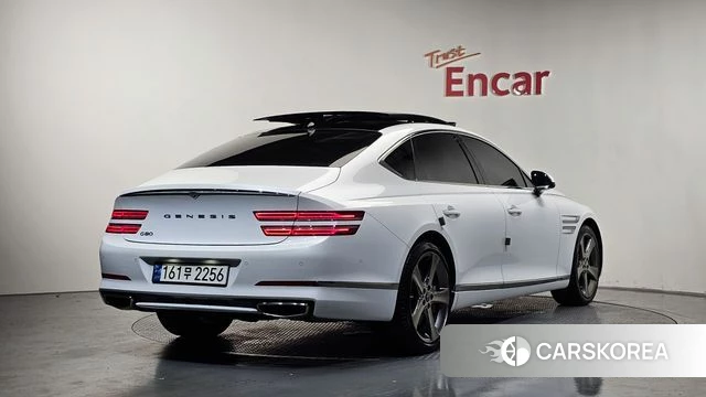 Genesis G80 (RG3) 2023 Белый из Кореи