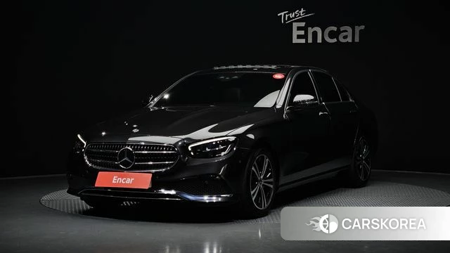 Mercedes-Benz E-Class W213 2021 Серый из Кореи