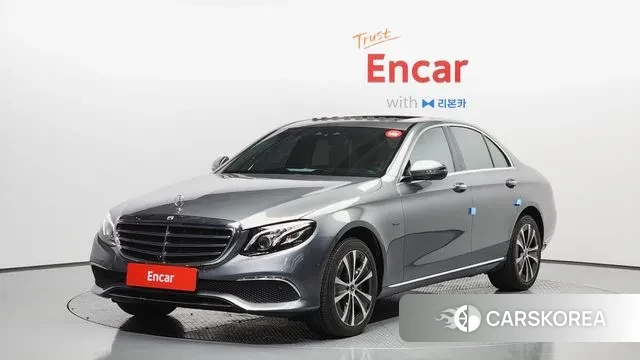Mercedes-Benz E-Class W213 2020 Серебристо-серый из Кореи