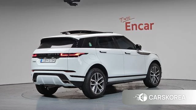 Land Rover Range Rover Evoque 2nd Generation 2024 Белый из Кореи