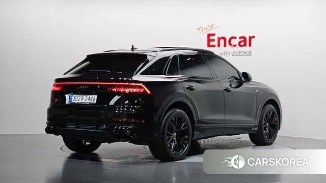 Audi Q8 (4M) 2022 Черный из Кореи
