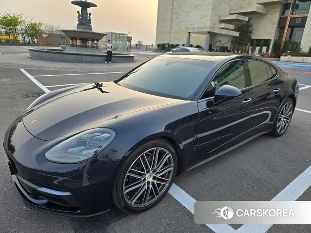 Porsche Panamera (971) 2020 Синий из Кореи