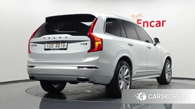 Volvo XC90 second Generation 2018 Белый из Кореи