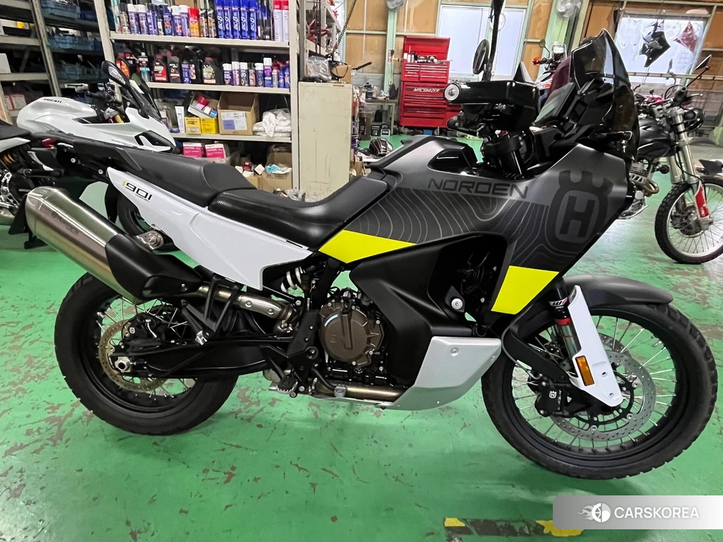 Проданный Husqvarna NORDEN 901 2022 из Японии