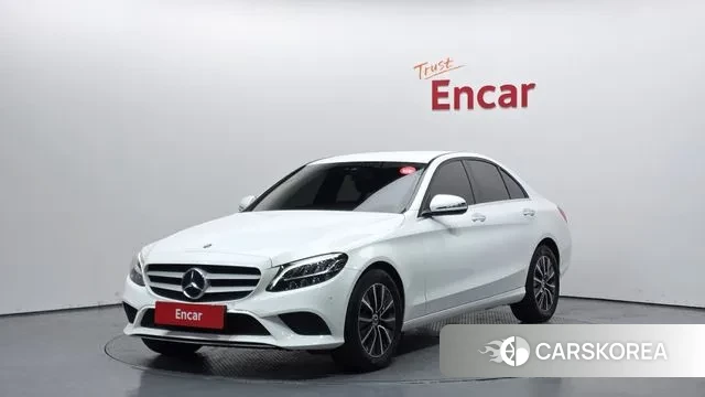 Mercedes-Benz C-Class W205 2019 Белый из Кореи
