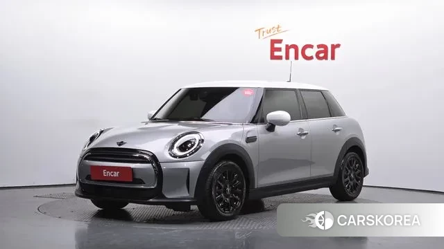 Mini Cooper 2024 Серебристо-серый из Кореи