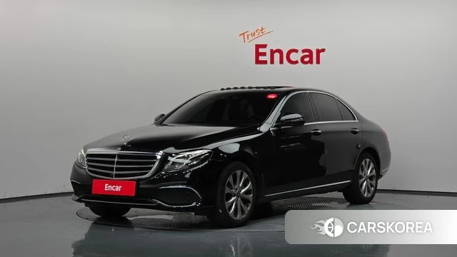 Mercedes-Benz E-Class W213 2018 Черный из Кореи