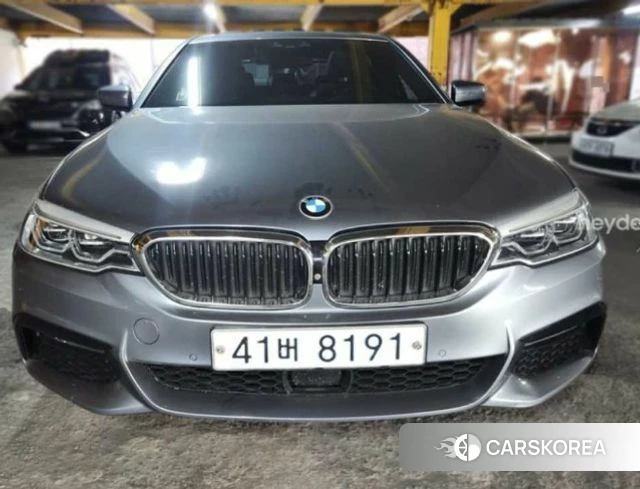 BMW 5 Series (G30) 2018 Серый из Кореи