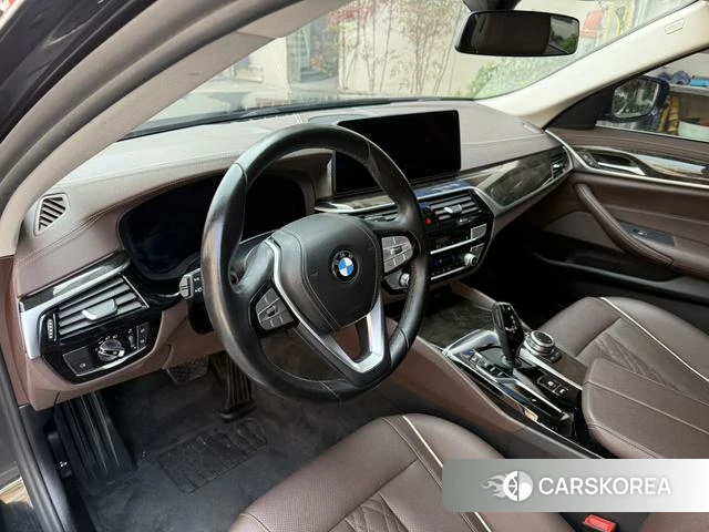 BMW 5 series 2022 Черный из Китая