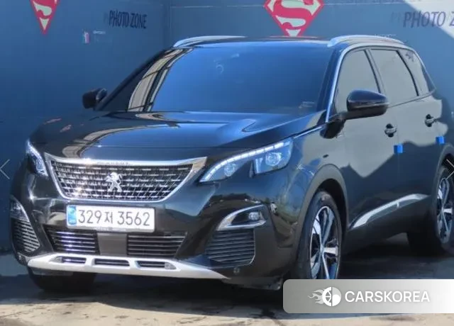 Peugeot 5008 second generation 2020 Черный из Кореи