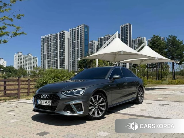 Audi A4 (B9) 2023 Серый из Кореи