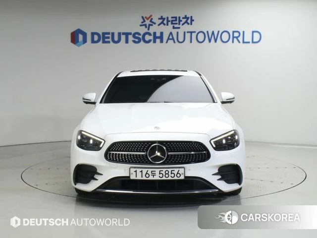 Mercedes-Benz E-Class W213 2020 Белый из Кореи
