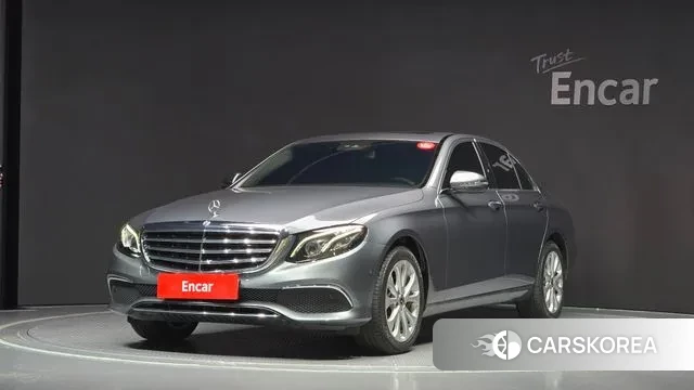 Mercedes-Benz E-Class W213 2019 Серый из Кореи