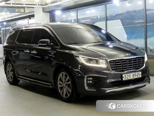 Kia The New Carnival 2018 Черный из Кореи